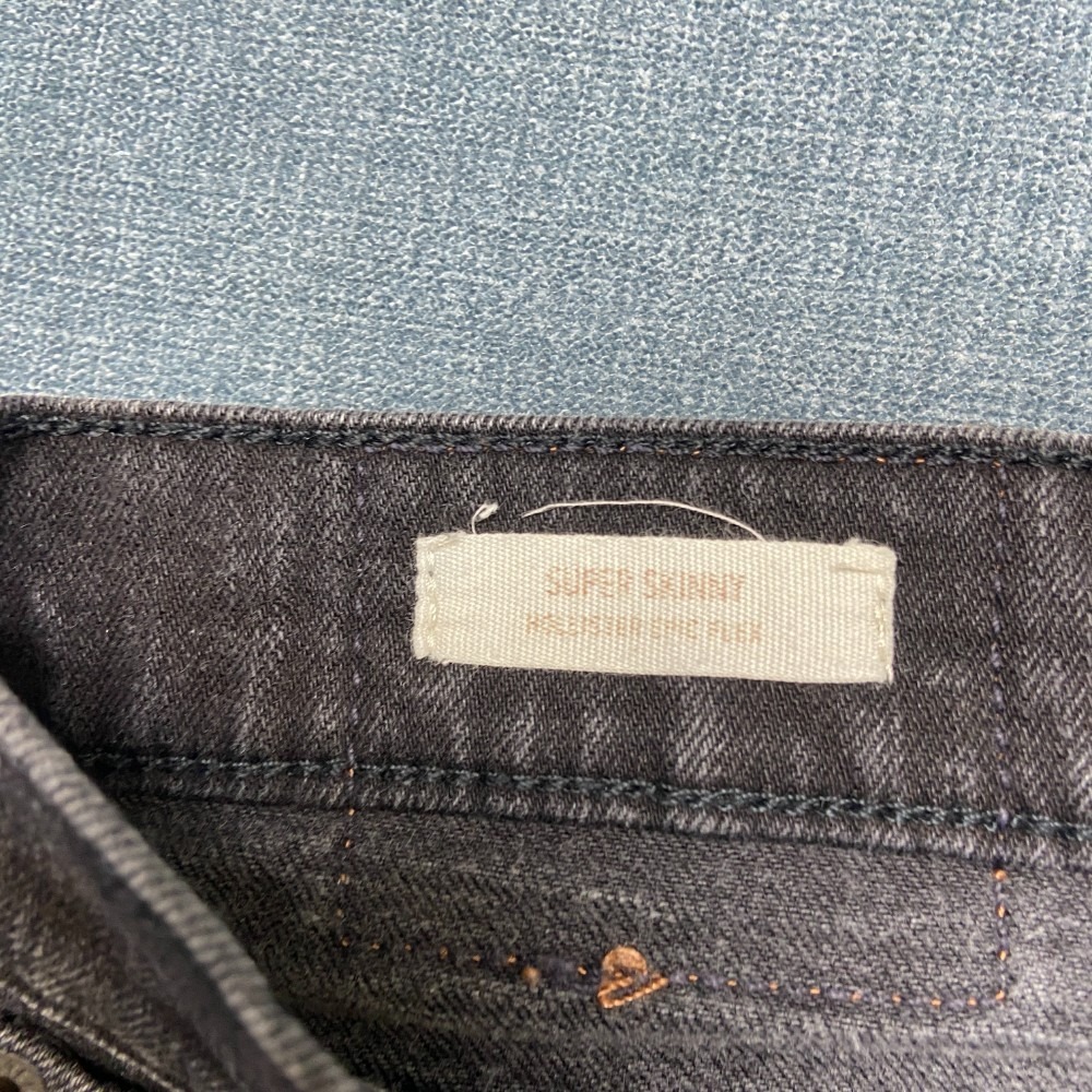Hollister Super Skinny Jeans Womens 29x32 Black Denim Dark Wash Classic Outdoor - Picture 7 of 13